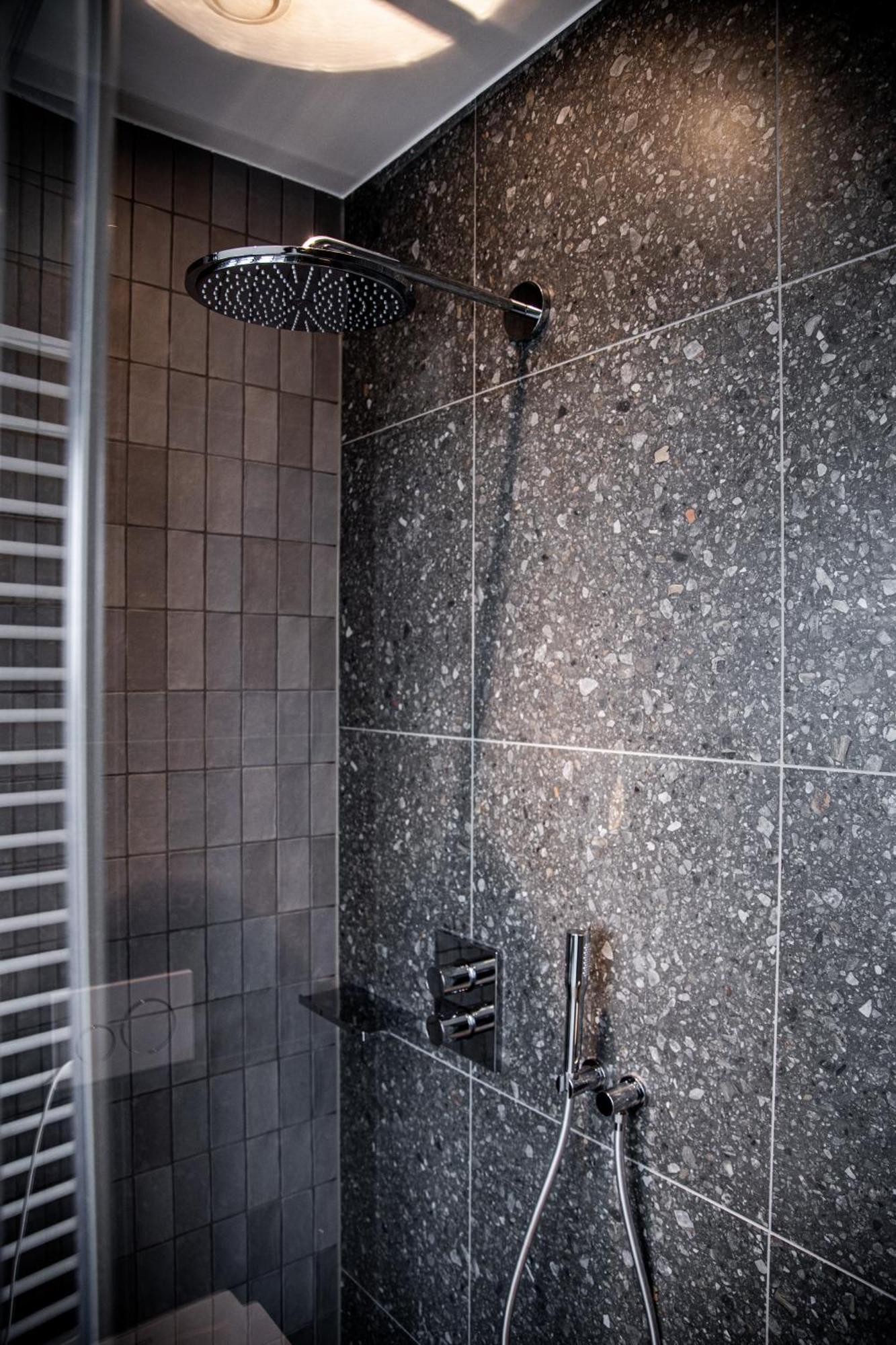 Stuttgarter Tor - Apartments Reutlingen Pokoj fotografie